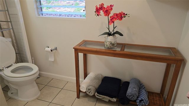 532 Pepeekeo Place, Honolulu, HI 96825