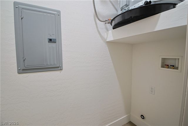 1100 Sixshooter, Pahrump, NV 89048