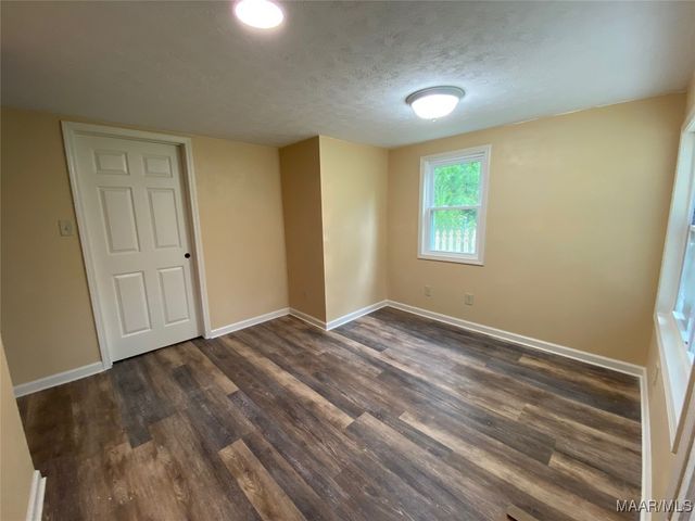 1010 New Street, Tuskegee, AL 36083