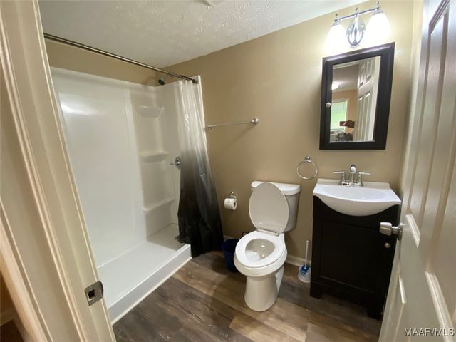 1010 New Street, Tuskegee, AL 36083