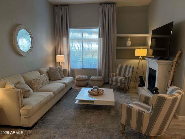 20801 N 90TH Place 123, Scottsdale, AZ 85255