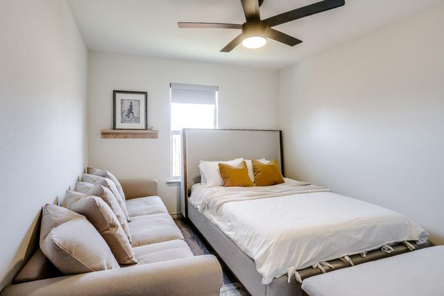 7913 Avenue J, Lubbock, TX 79423