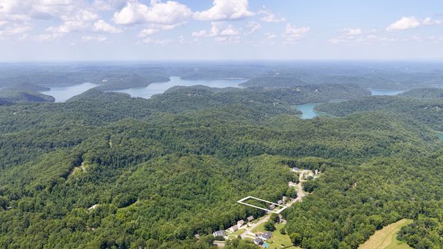 161 Shiloh Ln, Smithville, TN 37166