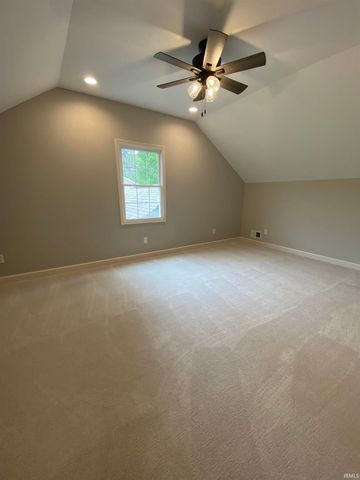 1303 E Erskine Manor Hill, South Bend, IN 46614