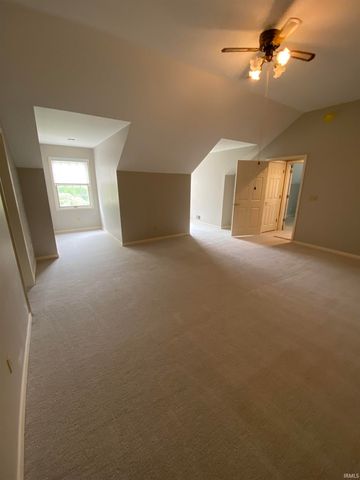 1303 E Erskine Manor Hill, South Bend, IN 46614