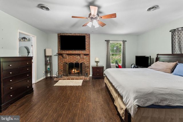 6016 MASSAPONAX CHURCH RD, Fredericksburg, VA 22407