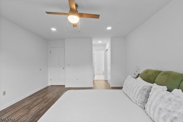 41 Buffalo Hollow Rd 41, Branchburg Twp., NJ 08876