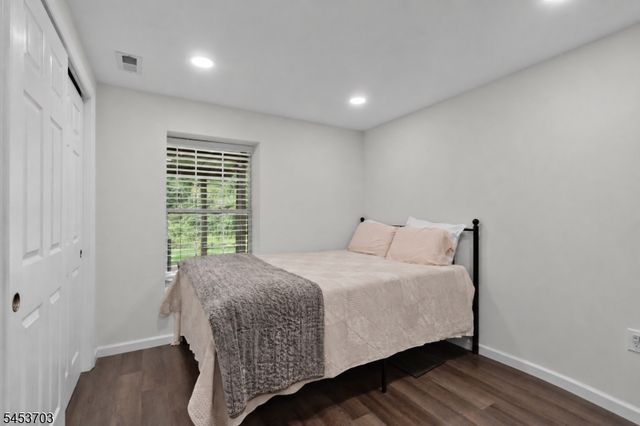 41 Buffalo Hollow Rd 41, Branchburg Twp., NJ 08876