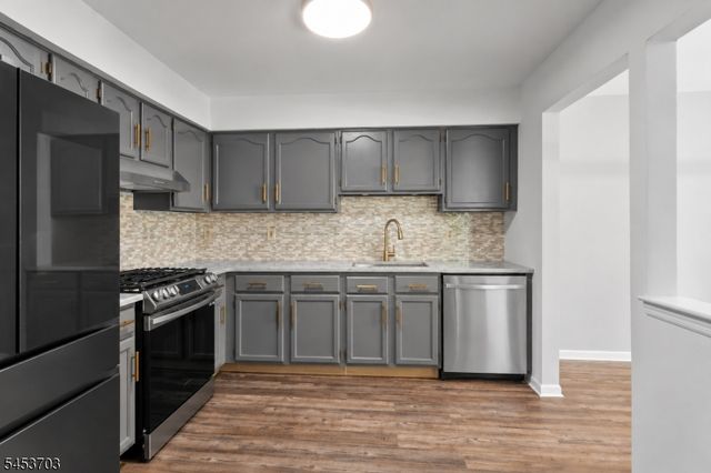 41 Buffalo Hollow Rd 41, Branchburg Twp., NJ 08876