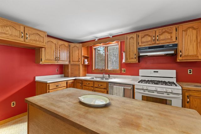 151 Morningside Drive, Weathersfield, VT 05156