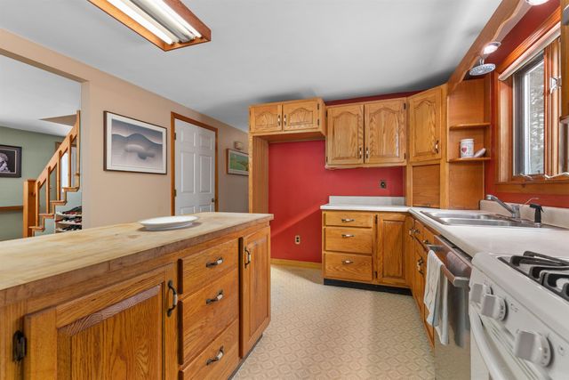 151 Morningside Drive, Weathersfield, VT 05156