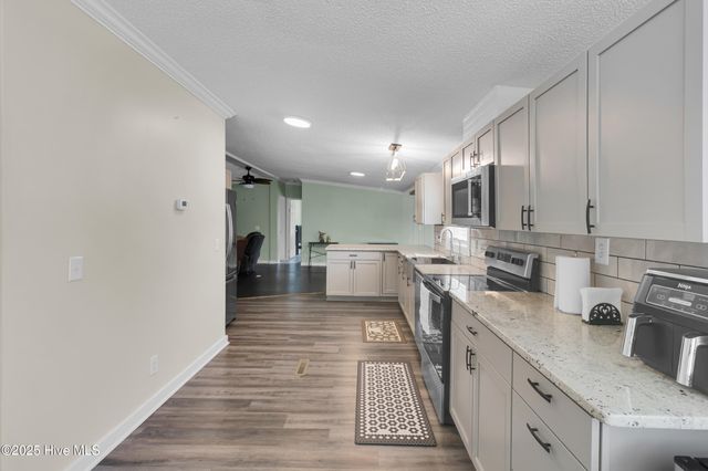 414 W Branch Drive, Newport, NC 28570