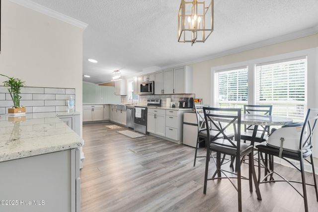 414 W Branch Drive, Newport, NC 28570