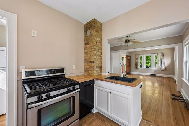 4228 42nd Avenue S, Minneapolis, MN 55406