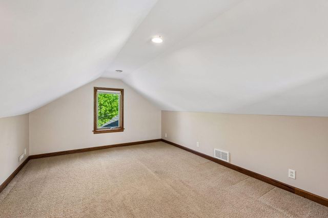4228 42nd Avenue S, Minneapolis, MN 55406