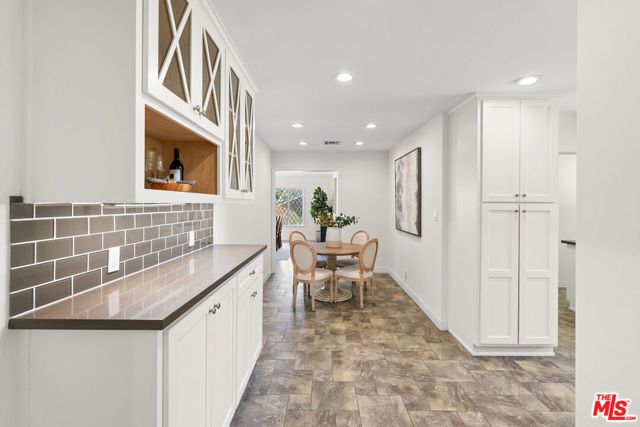 24364 Arcadia Street, Newhall (santa Clarita), CA 91321