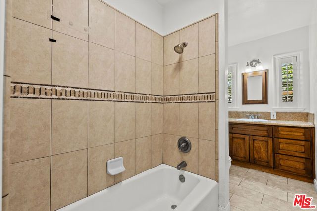 24364 Arcadia Street, Newhall (santa Clarita), CA 91321