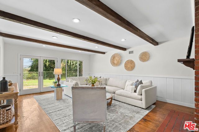 24364 Arcadia Street, Newhall (santa Clarita), CA 91321