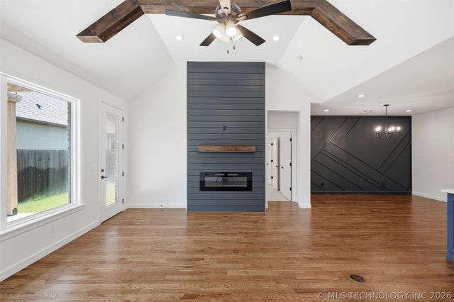 1563 S Hickory Circle, Broken Arrow, OK 74012