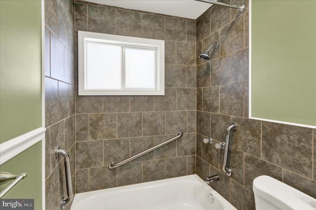 706 WAGON WHEEL LN, Temple, PA 19560