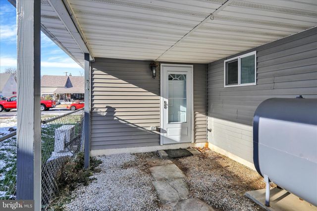 706 WAGON WHEEL LN, Temple, PA 19560