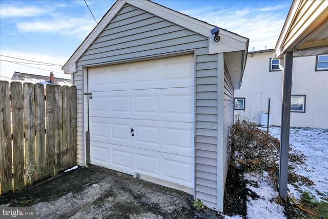 706 WAGON WHEEL LN, Temple, PA 19560