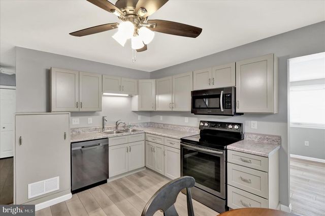 706 WAGON WHEEL LN, Temple, PA 19560