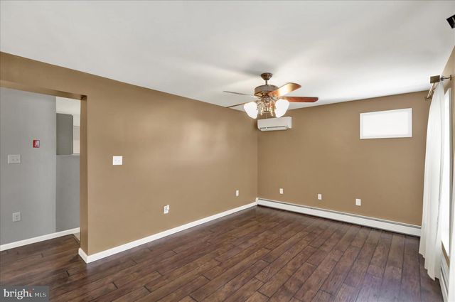 706 WAGON WHEEL LN, Temple, PA 19560