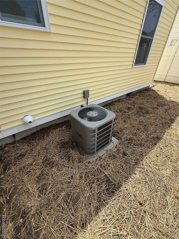 7301 Yale, Lexington, MI 48450