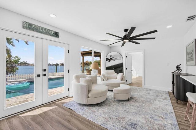 650 64TH AVENUE, St Pete Beach, FL 33706