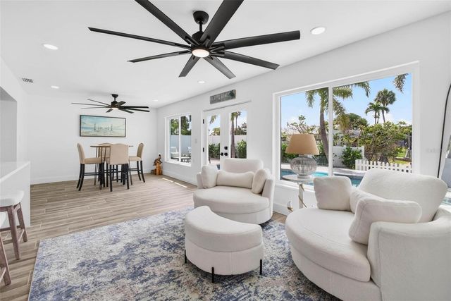 650 64TH AVENUE, St Pete Beach, FL 33706