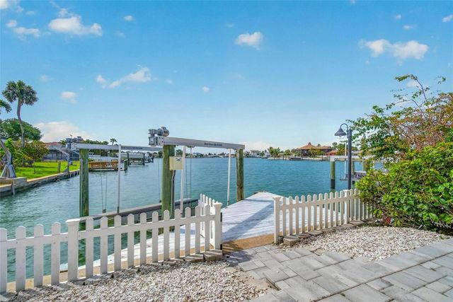 650 64TH AVENUE, St Pete Beach, FL 33706