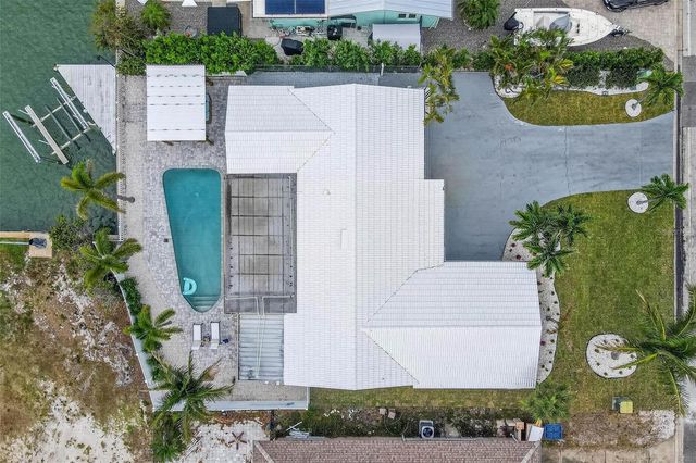 650 64TH AVENUE, St Pete Beach, FL 33706