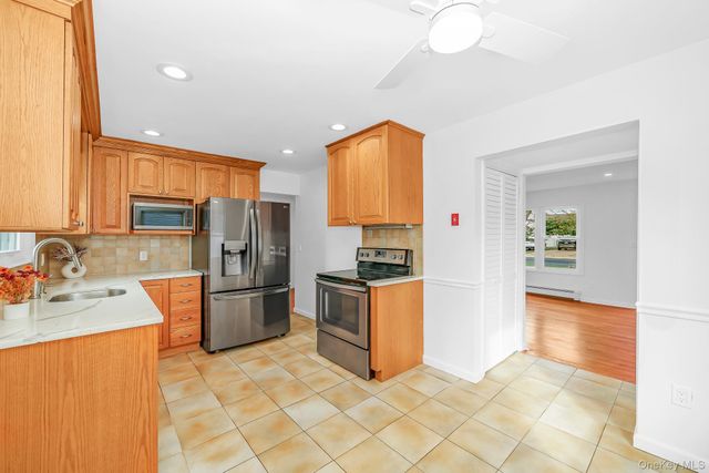 2230 Beech Street, Wantagh, NY 11793