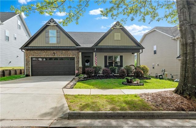 113 Lakeside Crossing, Advance, NC 27006