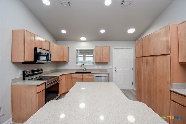 90 Bluefish Lane, Palacios, TX 77465