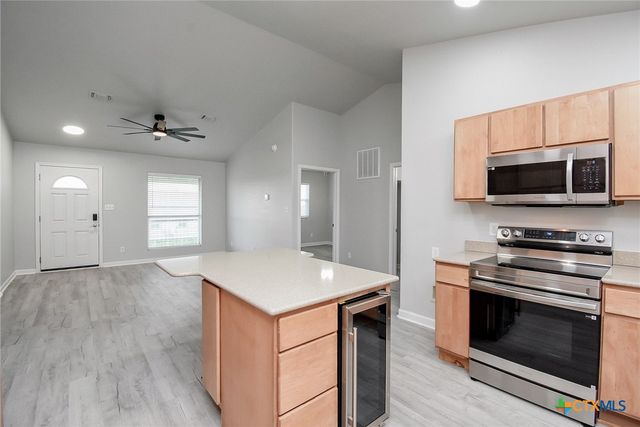 90 Bluefish Lane, Palacios, TX 77465