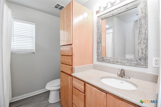 90 Bluefish Lane, Palacios, TX 77465