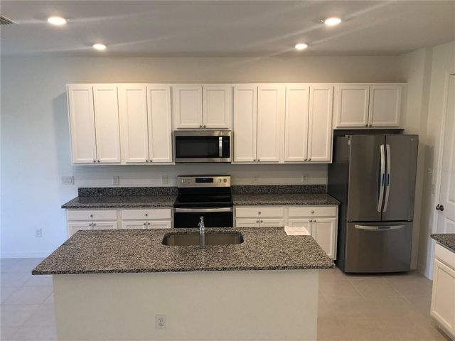 1622 SANIBEL DRIVE, Davenport, FL 33896