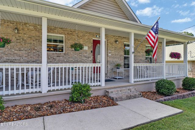 21 Knights Way, Crossville, TN 38571