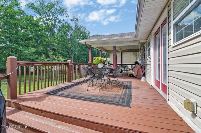 21 Knights Way, Crossville, TN 38571