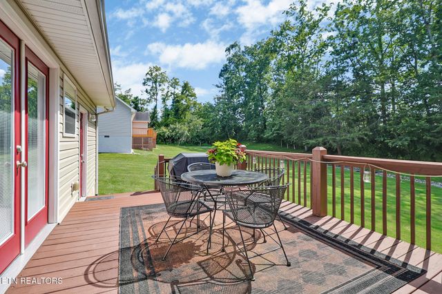 21 Knights Way, Crossville, TN 38571