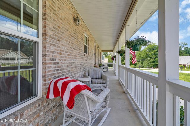 21 Knights Way, Crossville, TN 38571