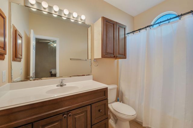 1198 Jones Butler Road 105, College Station, TX 77840