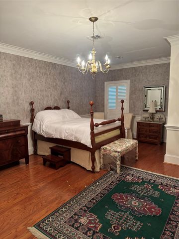 1306 Walker CIR, Salado, TX 76571