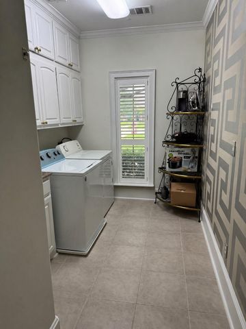 1306 Walker CIR, Salado, TX 76571