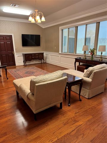 1306 Walker CIR, Salado, TX 76571