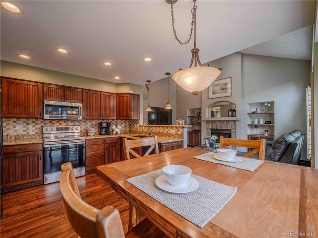 10071 Silver Maple Circle, Highlands Ranch, CO 80129