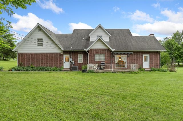 4150 Valley Road, Harrison, AR 72601