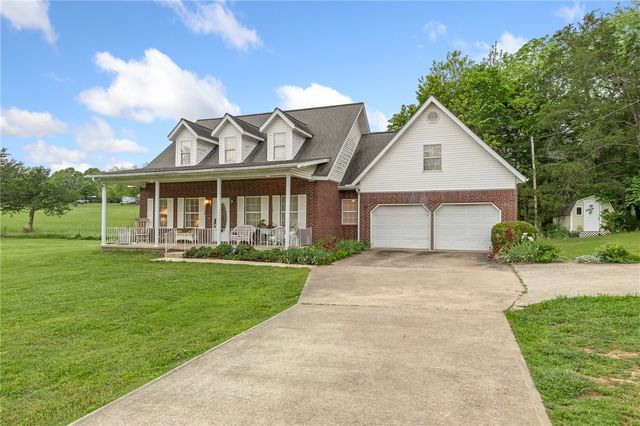 4150 Valley Road, Harrison, AR 72601
